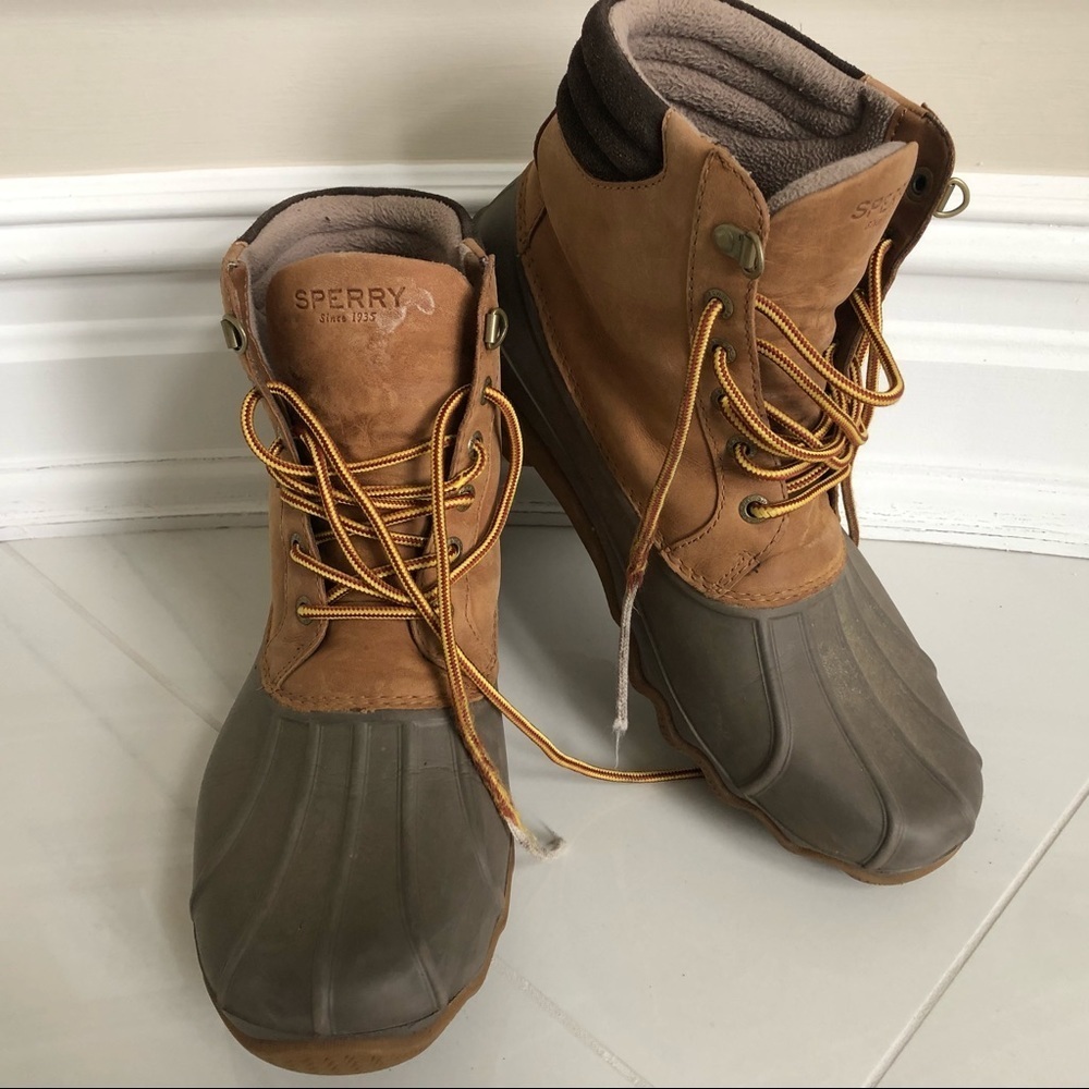 Great Condition Sperry Avenue Tan DuckBoots Size 10 - Picture 4 of 9